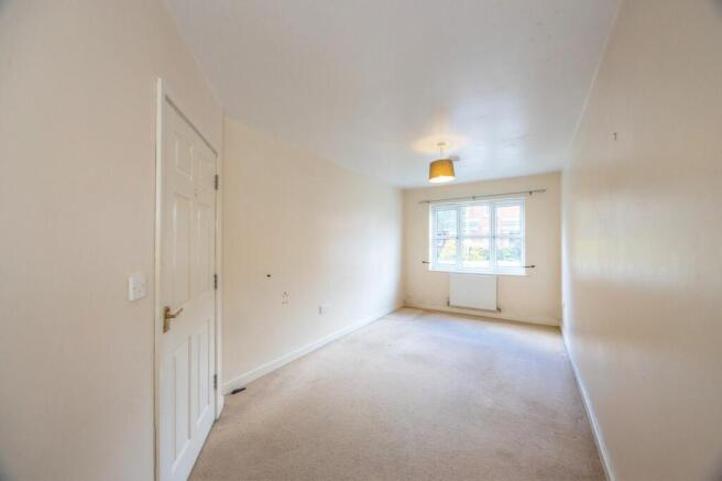 2 bed Apartment for sale Image 6