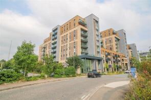 55, Moore House, Edinburgh Gate, Harlow CM20 2UD