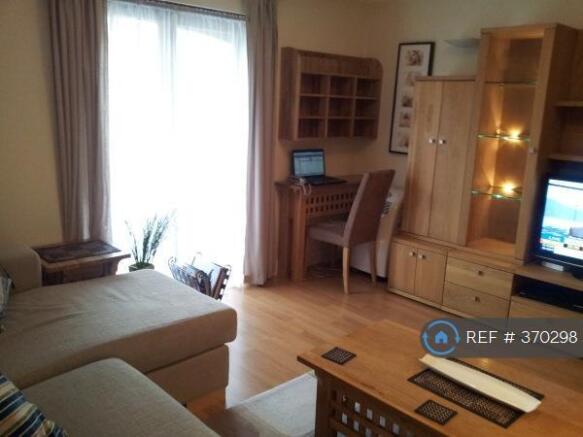 Well Furnished In Modern Solid Oak Furniture