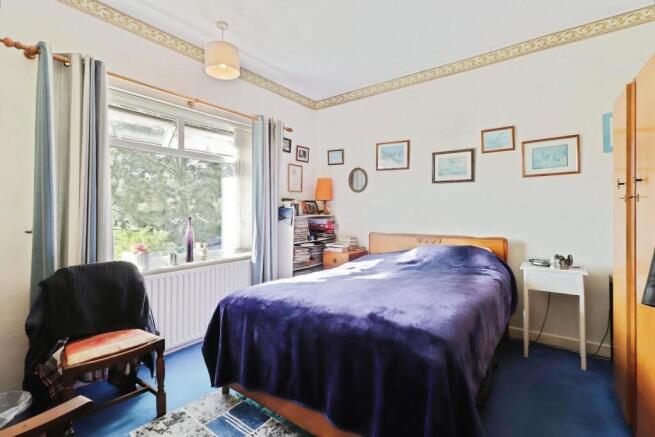 BEDROOM 2
