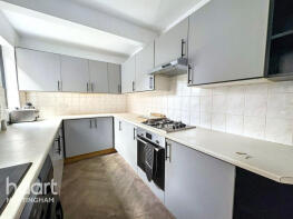 26, Garden City, Nottingham NG4 3EA