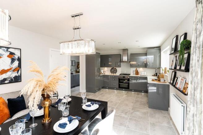 4 bed Detached for sale Image 12