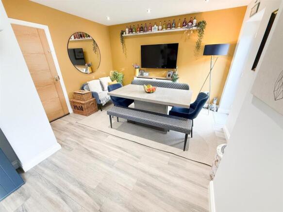 Open Plan Kitchen & Dining Room