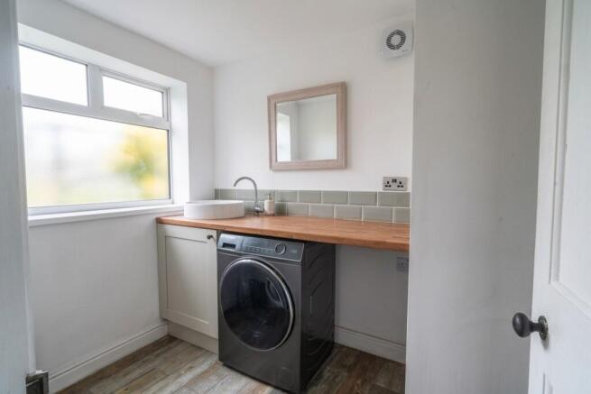 3 bed Terraced for sale Image 11