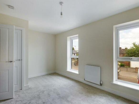 Robertson  Drive, Newcastle-under-Lyme,  photo 5