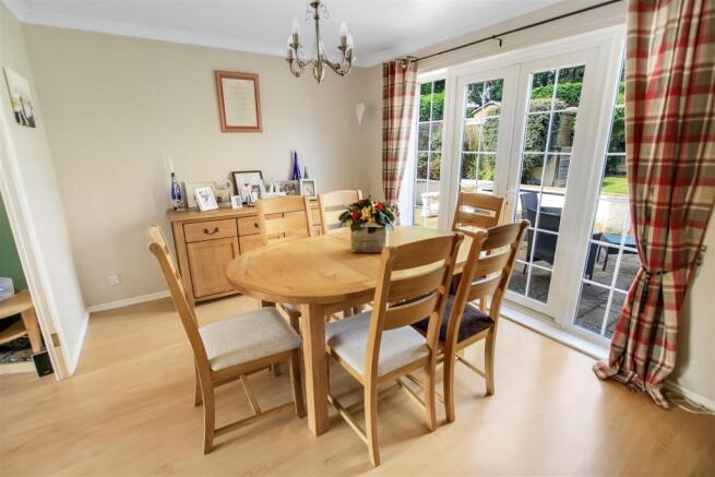 Dining Room.JPG
