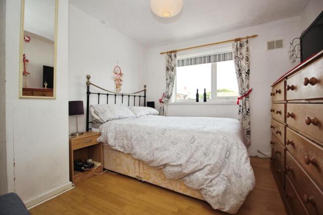 2 bed Semi-Detached for sale Image 11