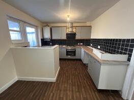 9, Beauvale Gardens, Nottingham NG17 9FA