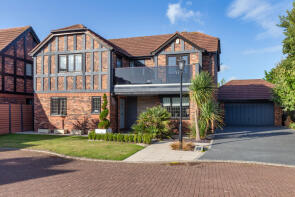 7, Fairways, Lytham St Annes FY8 3NB