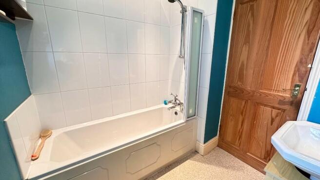 Bathroom/w.c.
