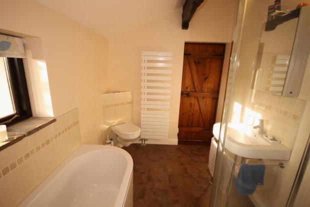 Attractive 4 Piece Bathroom Image 2
