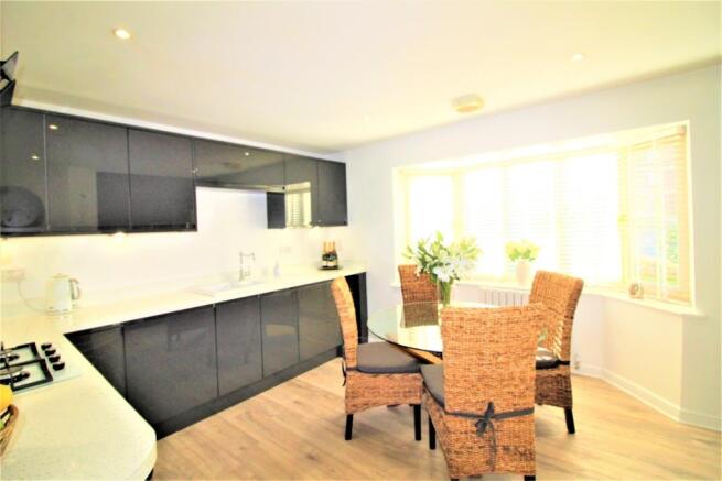 Kitchen / Dining Roo