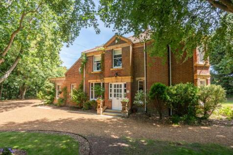 An Exceptional Coastal Country Home Set Within Approximately 3.5 Acres of Private Grounds