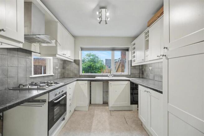 Kitchen_1.jpeg