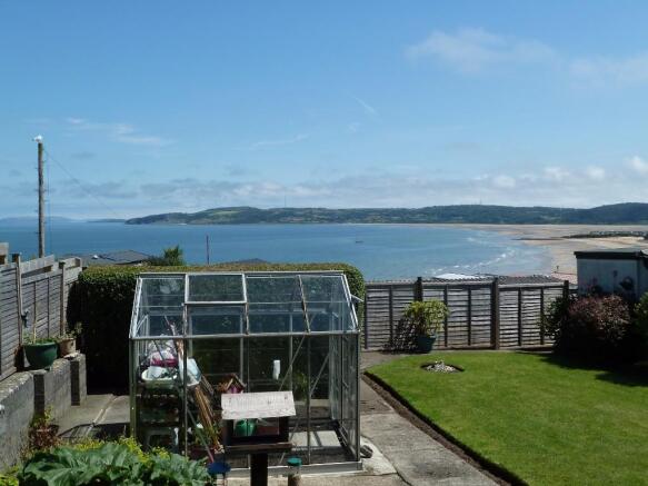 Superb sea views