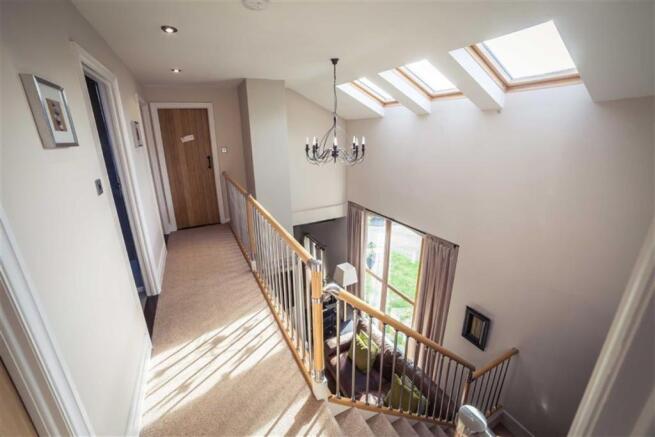 GALLERIED LANDING
