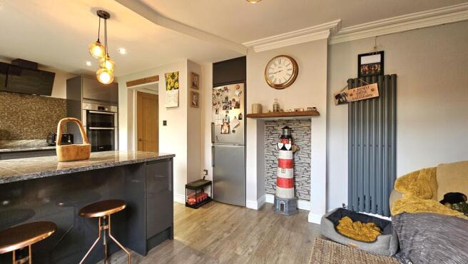 Kitchen / dining room