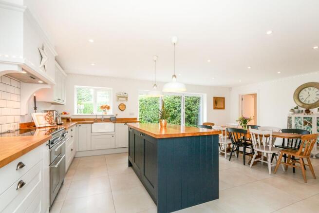 Kitchen/breakfast ro