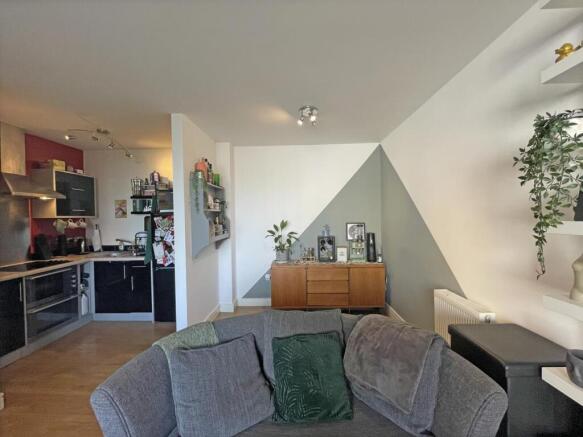 Brittany Street 51 - Lounge 3.jpg