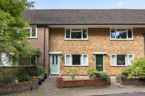 Caenwood Close, Weybridge, Surrey, KT13