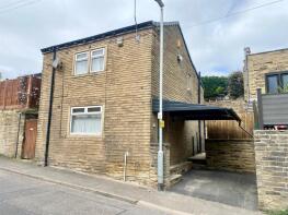 12, Tofts Grove, Rastrick, Brighouse HD6 3NP
