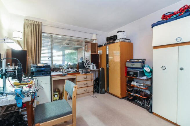 Photo 6