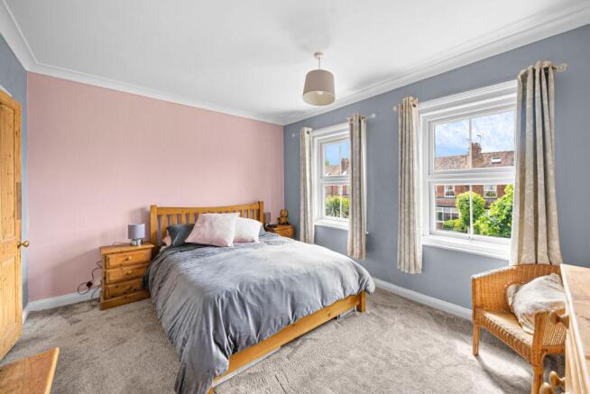 2 bed Terraced for sale Image 6