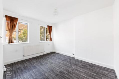 Greenford Avenue, London, W7