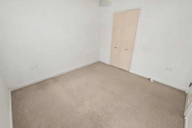 2 bed Apartment for sale Image 7