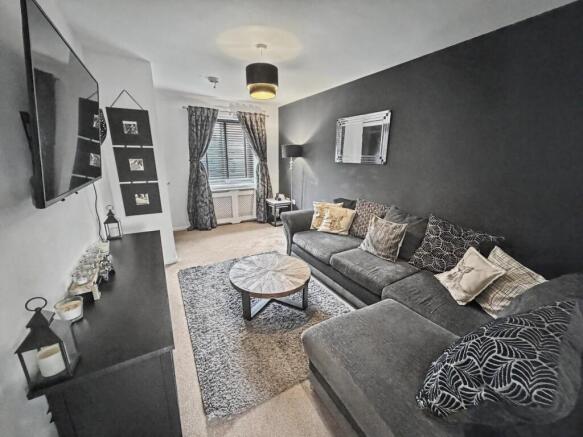 Dodgson Close, Cawston, Rugby photo 4