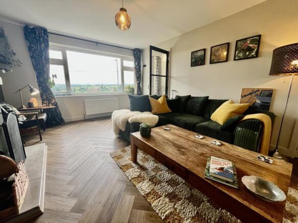 3 bed House to rent Image 7