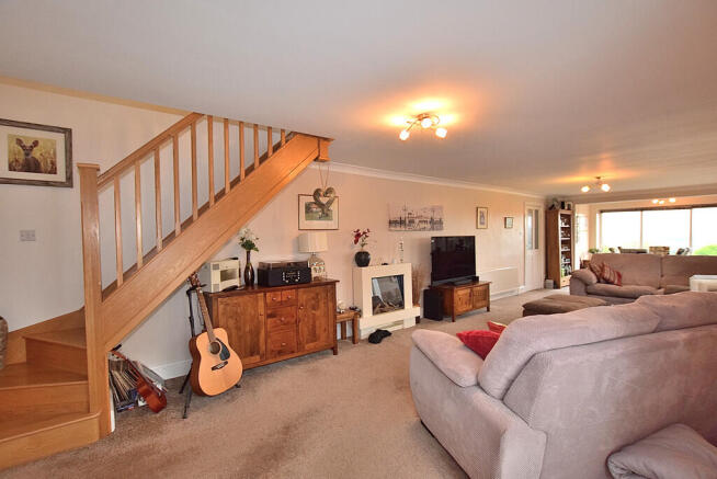 3 bed Detached for sale Image 7