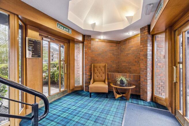 Fenwick Place, Giffnock, Glasgow, East Renfrewshire photo 4