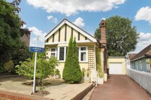 5, Knighton Close, Woodford Green IG8 0NU