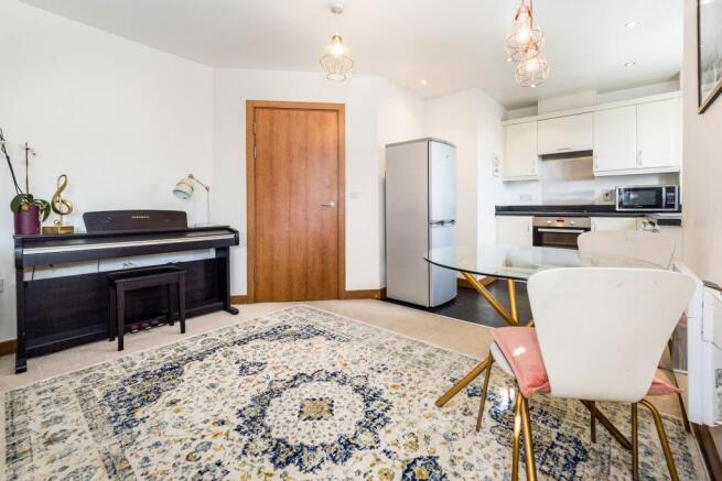 Lounge / Kitchen