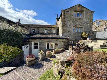 Clough Bank Lane, Oakworth, Keighley