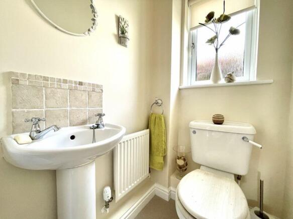 Cloakroom / WC