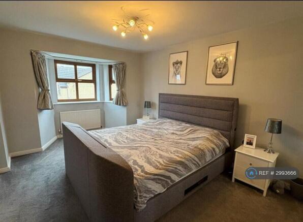 4 bed Detached to rent Image 12