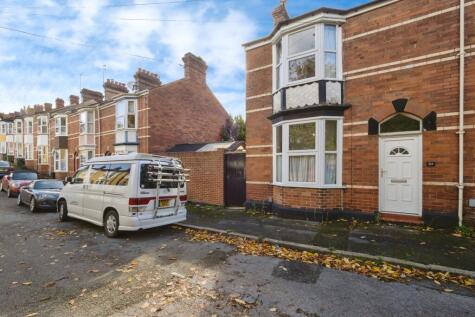 St. Sidwells Avenue, Exeter, Devon, EX4