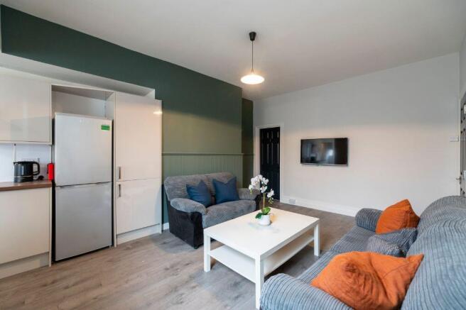 153HS - Living Area