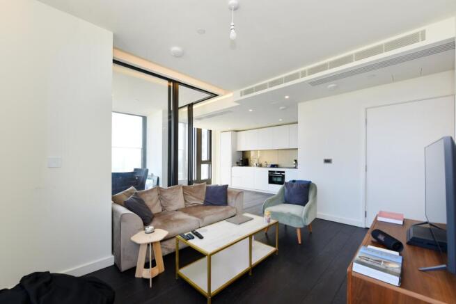 1402 Damac Tower (3)