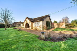 1, Westbrook Green, Bromham SN15 2EF