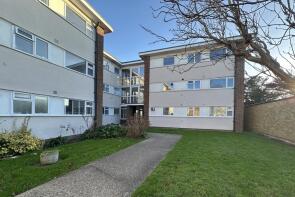 Flat 28, Guilford Court, Lord Warden Avenue, Walmer CT14 7JS
