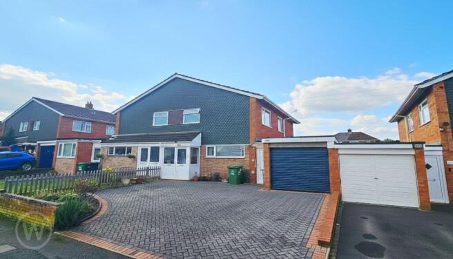 3-bed semi-detached on Whittern Way, Hereford, £295,000