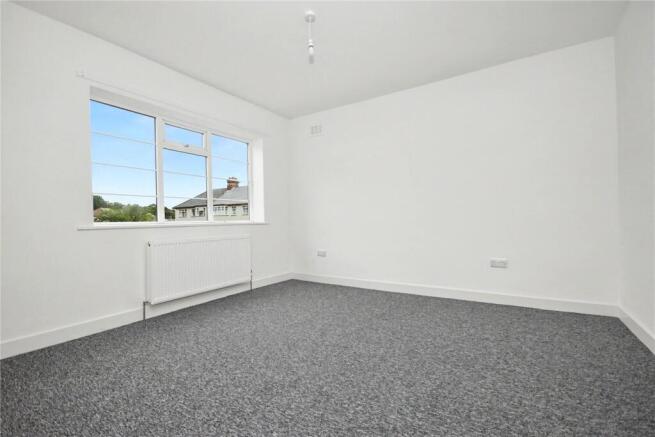 2 bed Apartment for sale Image 5