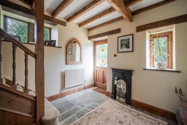 5 bed Detached for sale Image 5