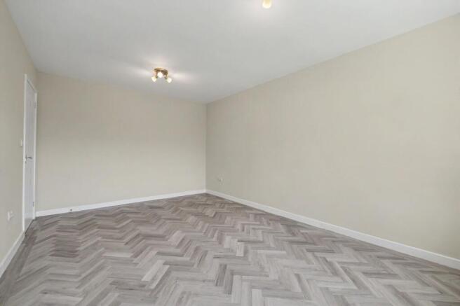 Lodge Road, Coventry, CV3 photo 4