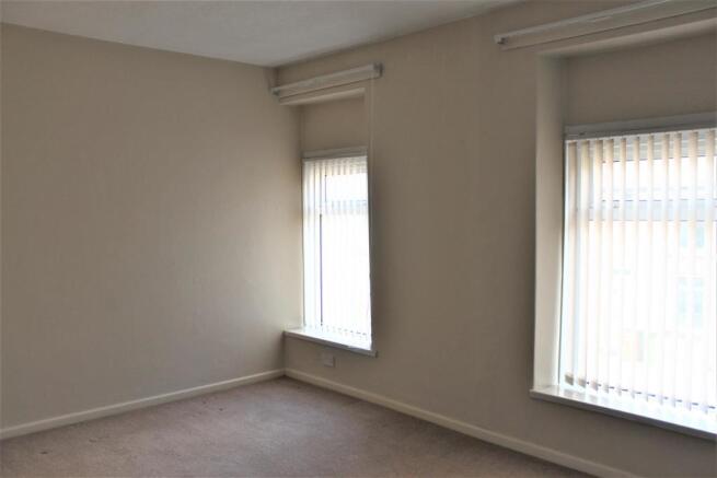 Bedroom 1 .jpg