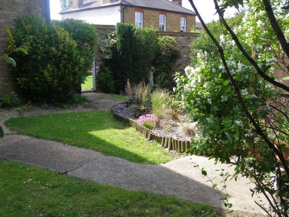 Photo 10