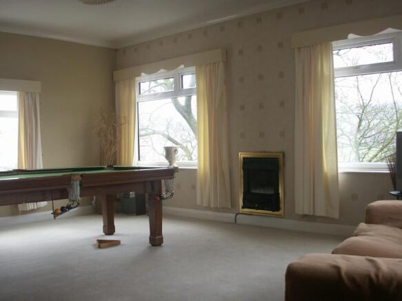 Photo 3